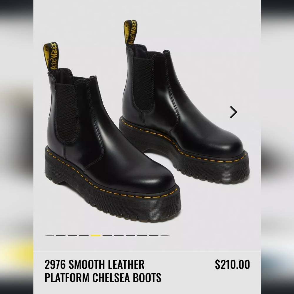 2976 SMOOTH LEATHER PLATFORM CHELSEA BOOTS Doc Marten